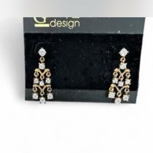 Gold Design Elegant Gold and crystal stone Earrings